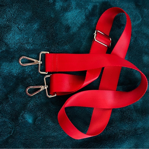 Red Quilted Mini Tote Bag - Picture 7 of 7